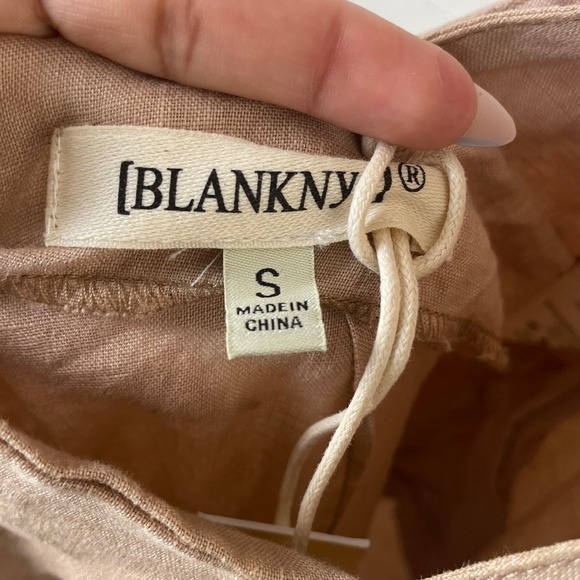 Blank NYC Pink Linen Blend Ruffle Strap Wide Leg Jumpsuit Overalls Small - Picture 2 of 10